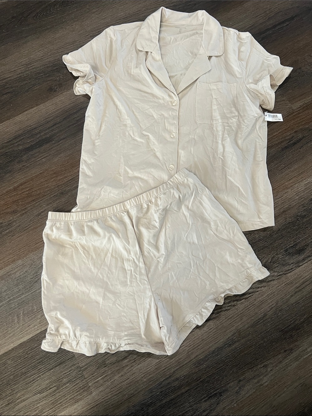 (17) NWT Light Cream Button-Up pj set